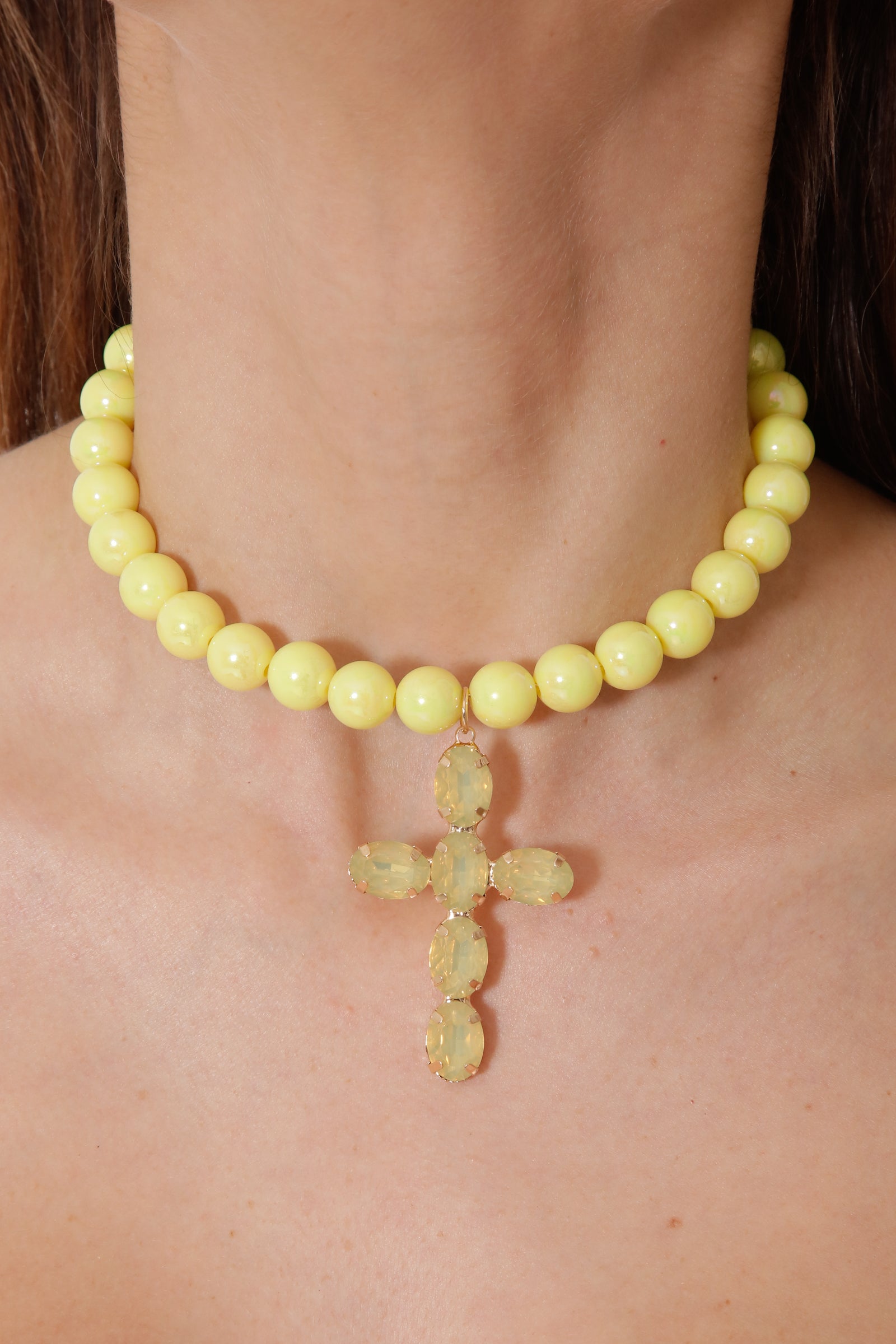 Girocollo Perle E Croce Giallo