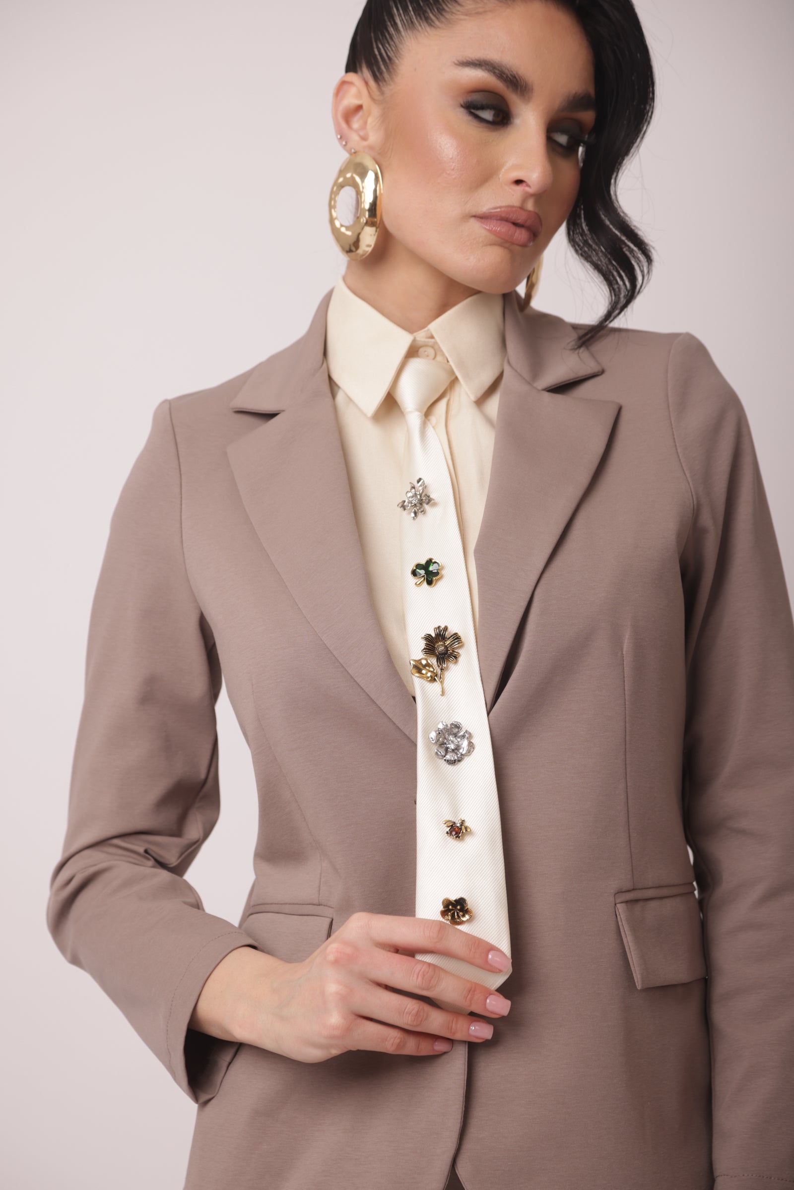 Cravatta Con Spille Gesso|Colore:Gesso