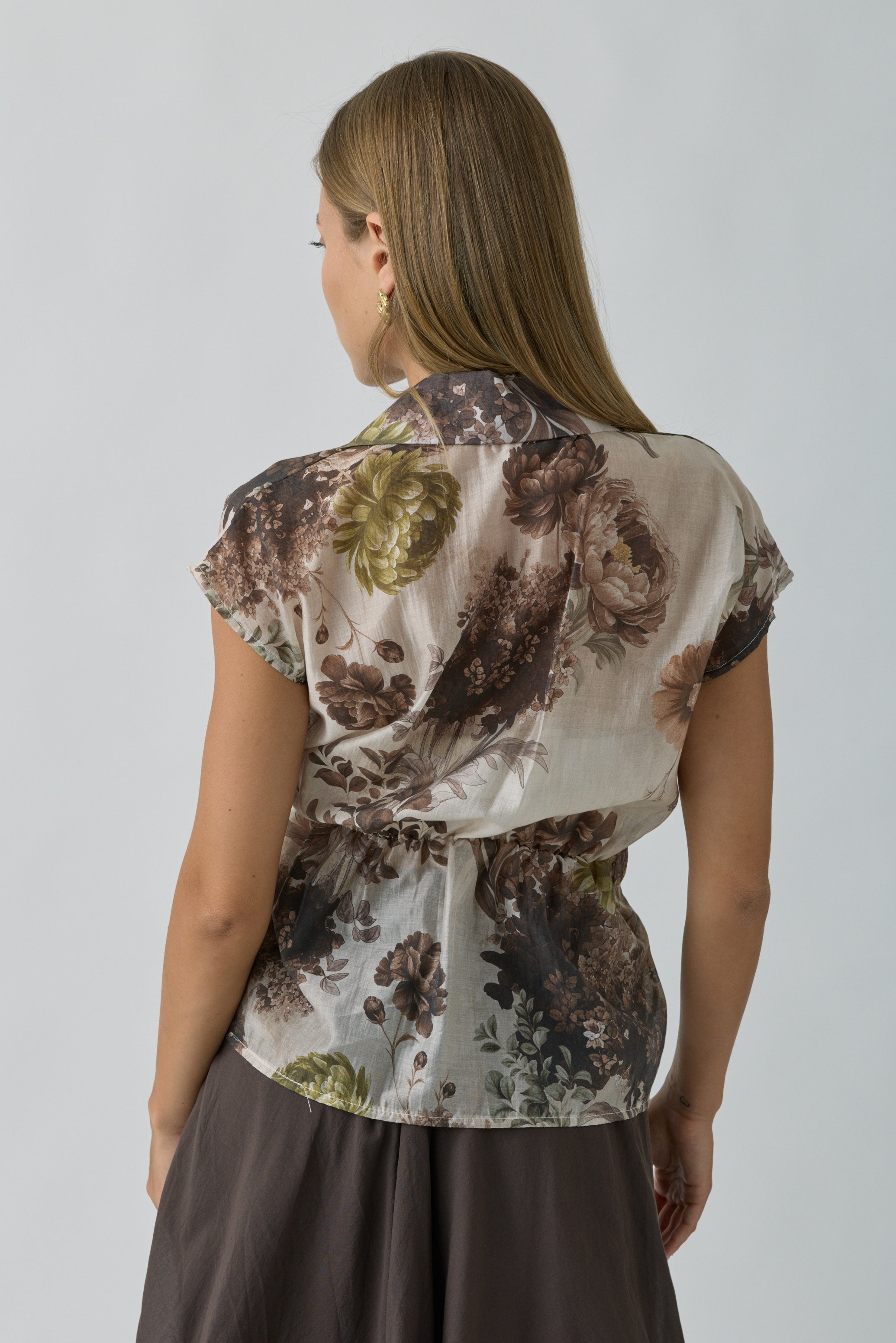 Camicia Floreale Con Fiocco testa di moro|Colore:Testa di moro