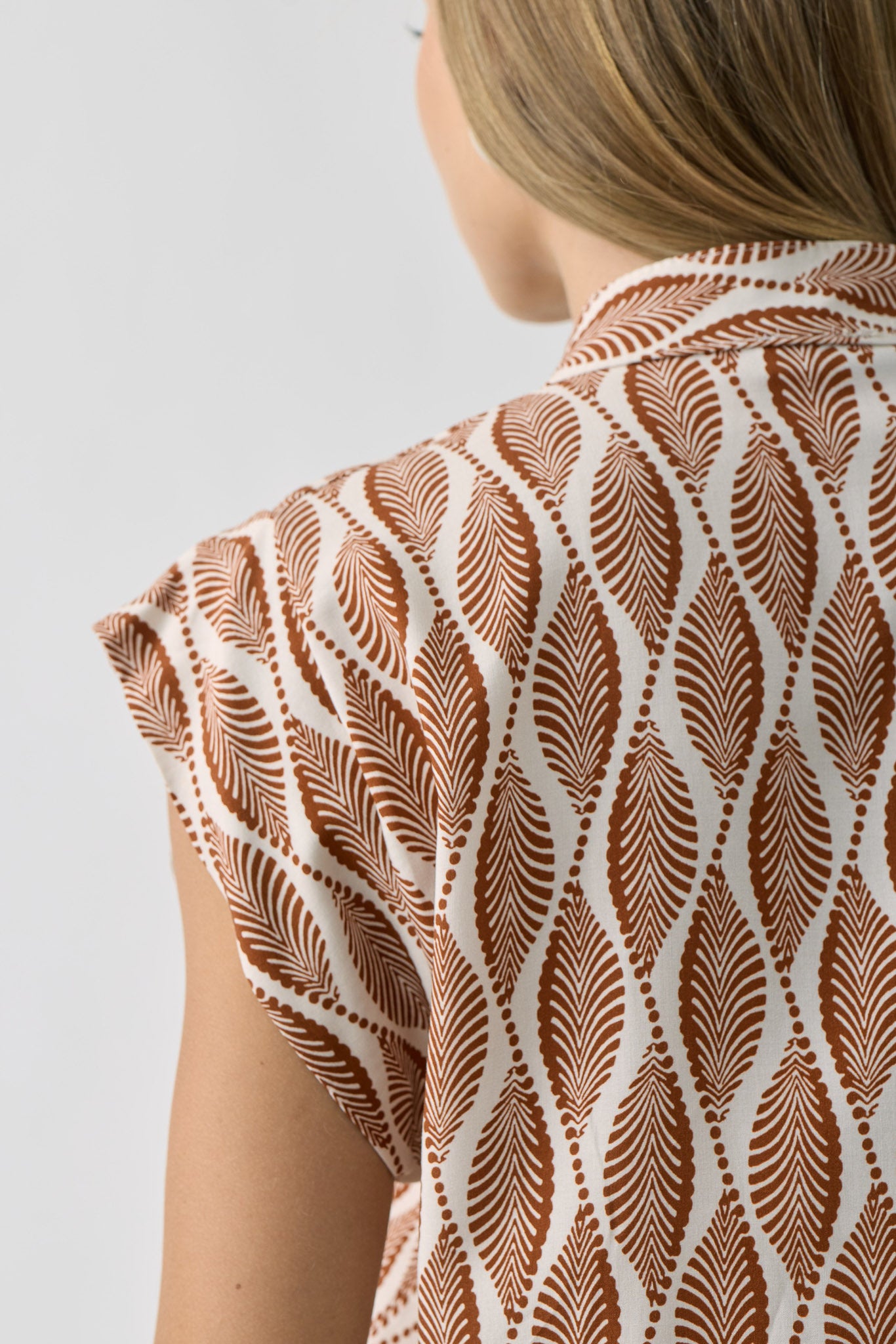 Camicia Foglie coccio|Colore:Coccio
