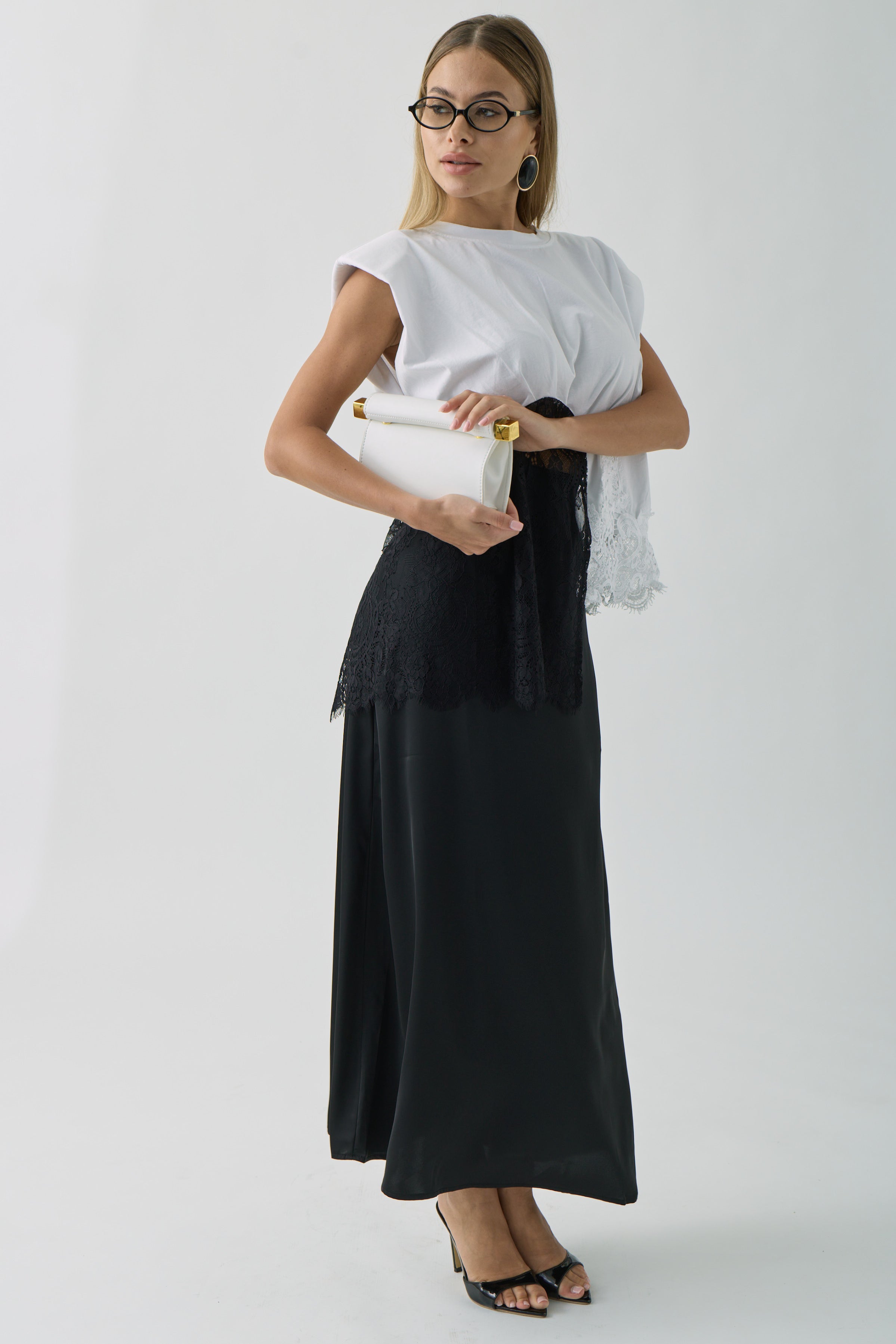 Gonna Satin nero|Colore:Nero