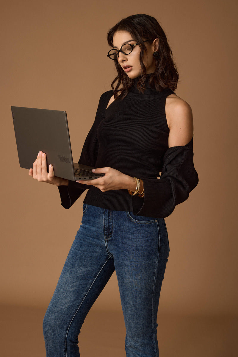 Top Con Coprispalle nero|Colore:Nero