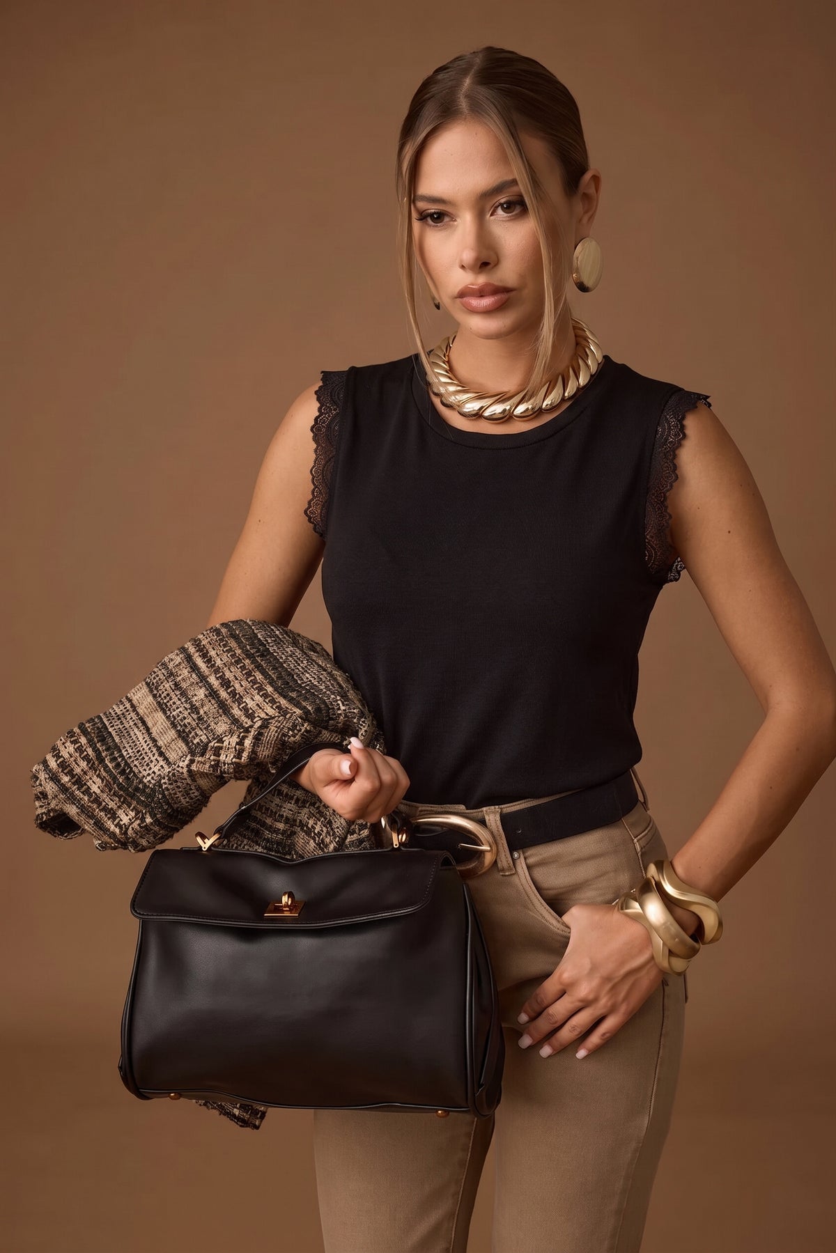 Canotta Con Pizzo nero|Colore:Nero
