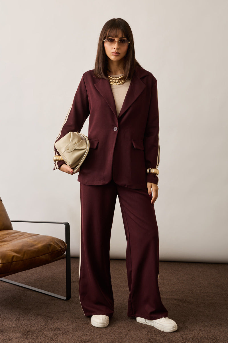 Tailleur Con Bande borgogna|Colore:Borgogna