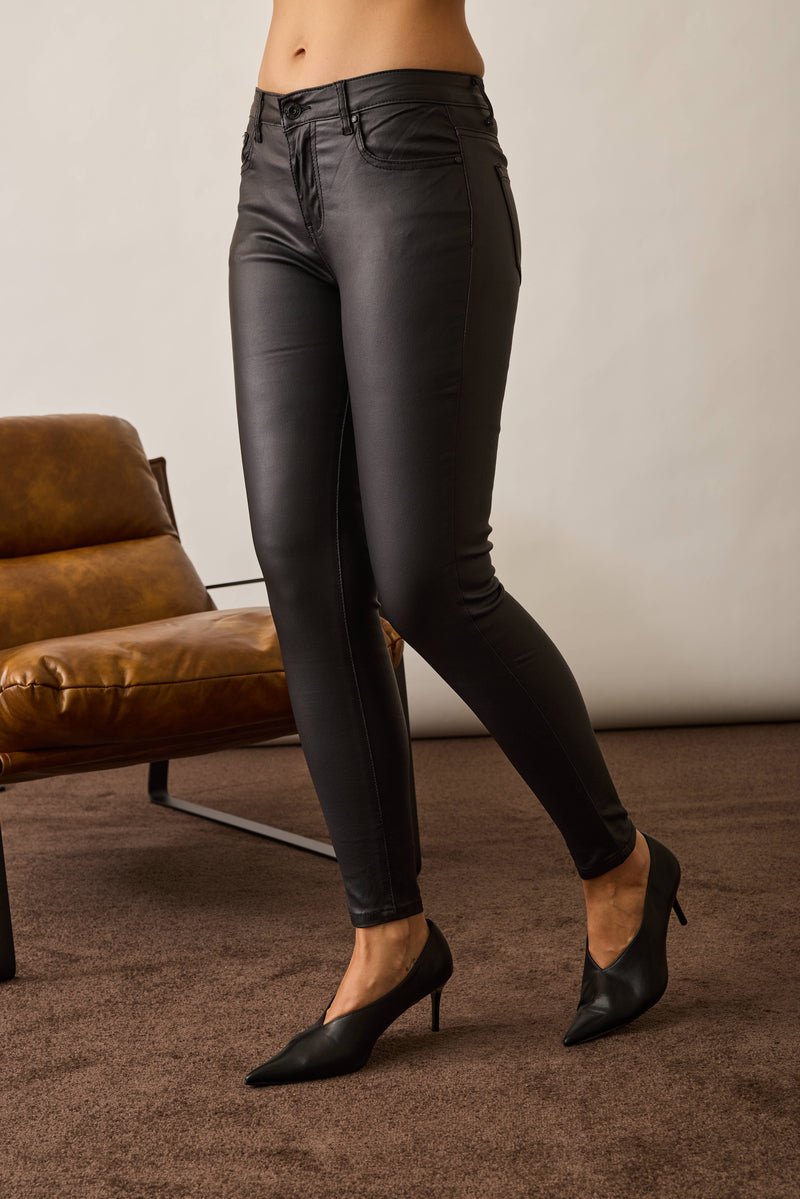 Skinny Spalmato nero|Colore:Nero