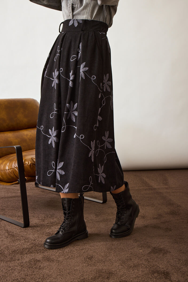 Gonna Coste Fiori nero|Colore:Nero