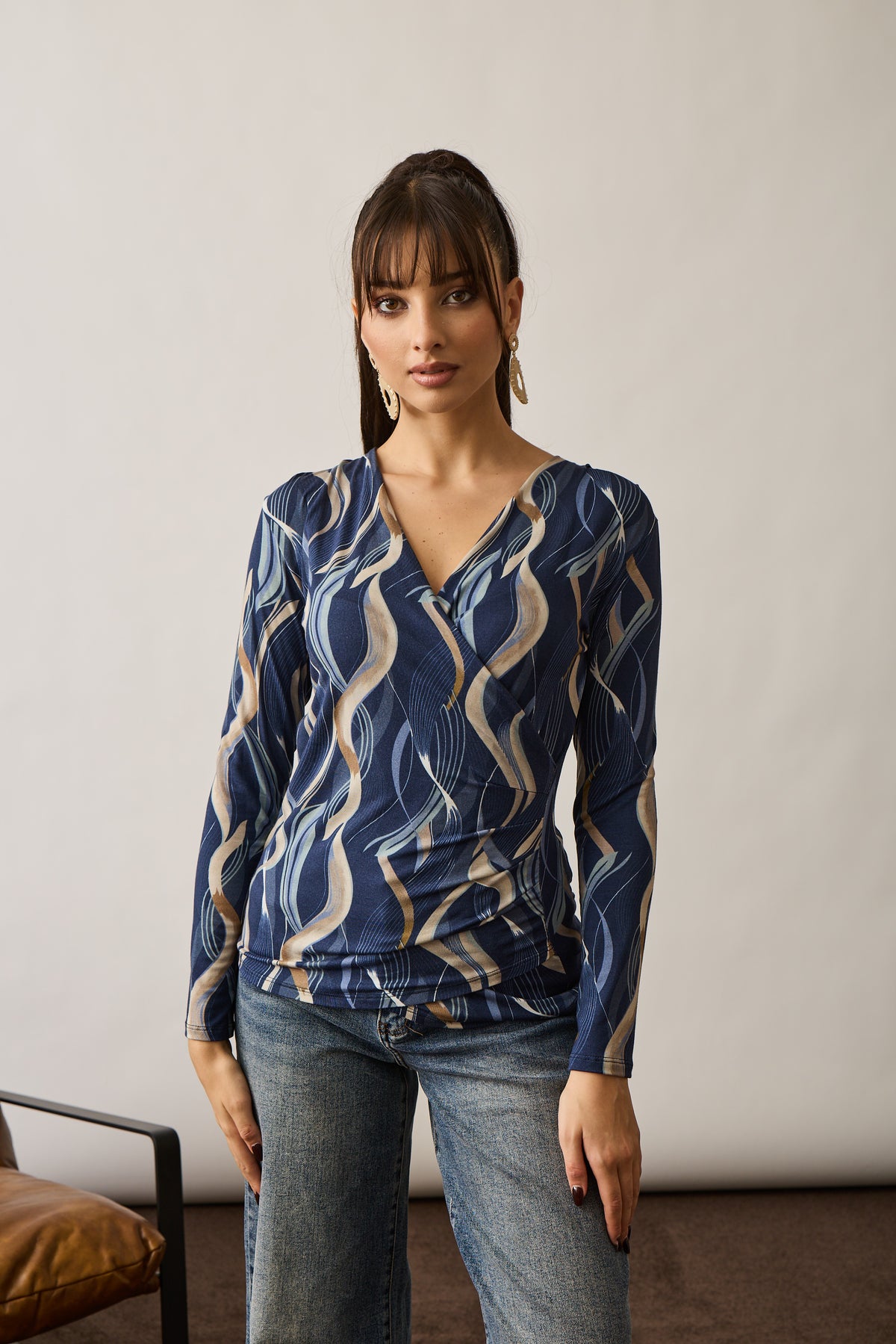Maglia Incrocio Fantasia Astratta Blu