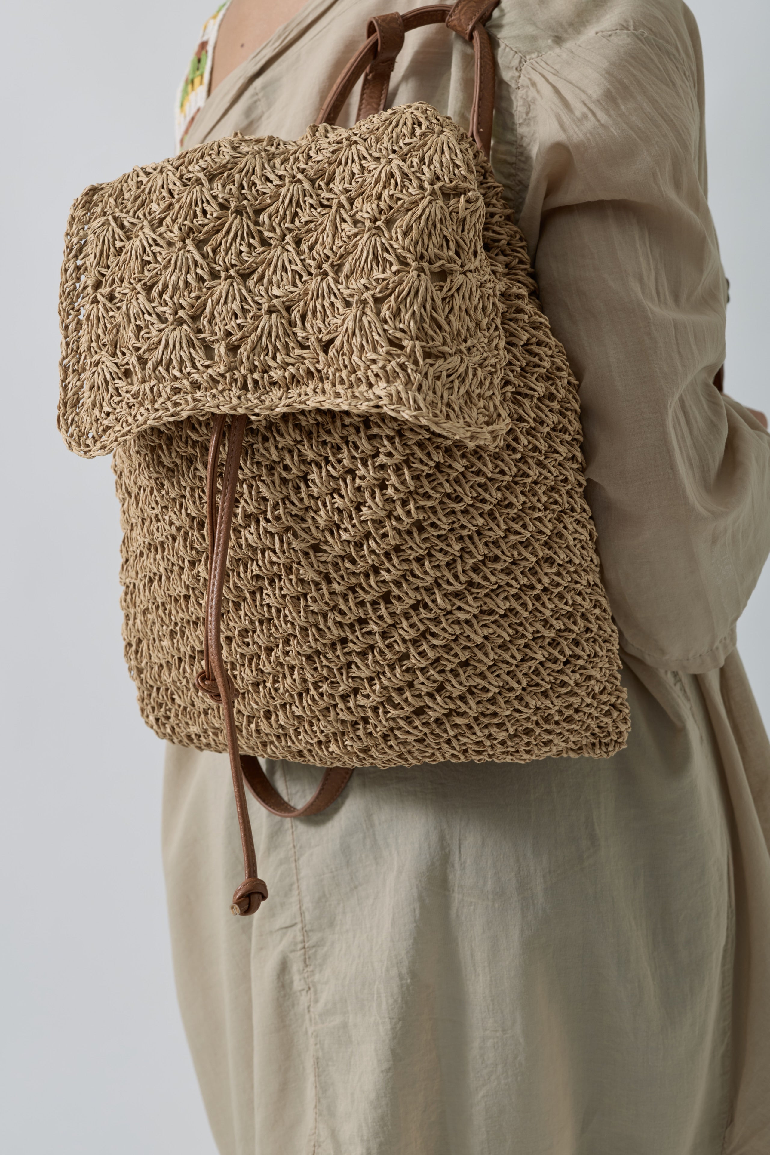 Zainetto In Rafia Beige Scuro