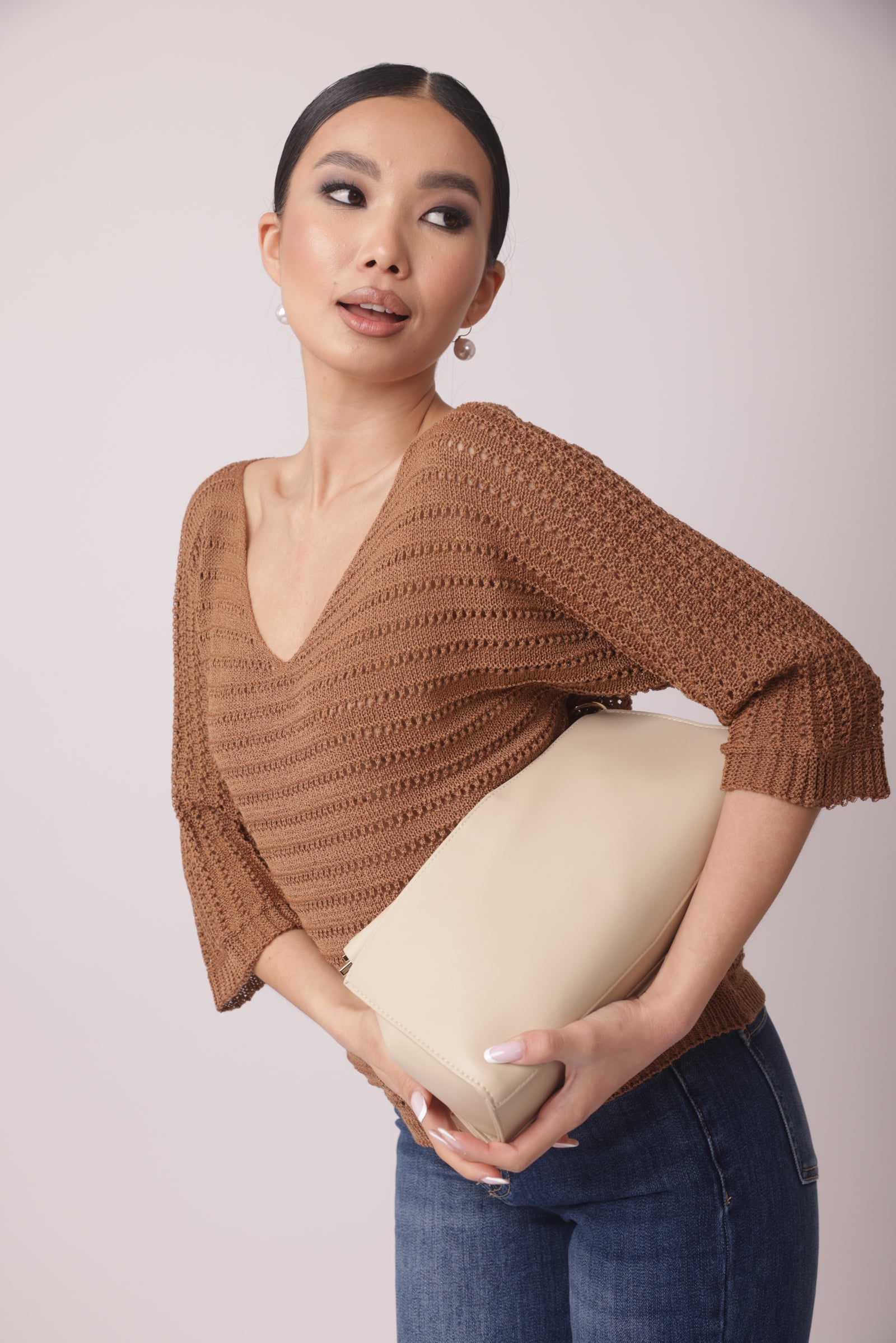 Maglia Traforata Scollo V tabacco|Colore:Tabacco