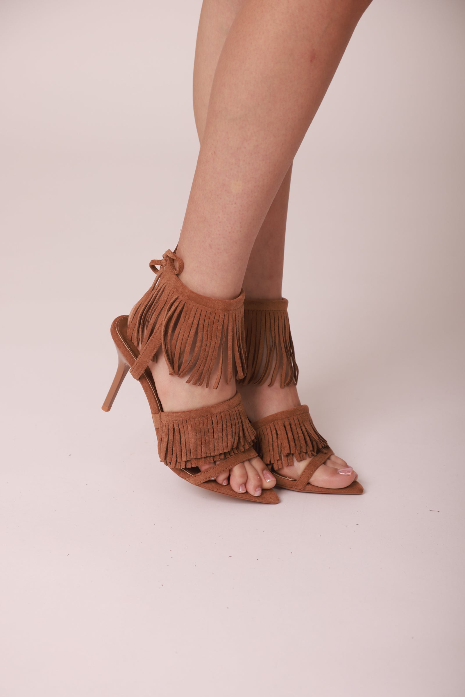 Sandalo Roxanne Frange cammello|Colore:Cammello