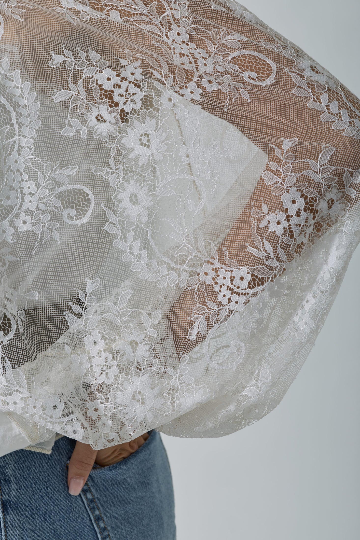 Coprispalle Pizzo Karen bianco|Colore:Bianco