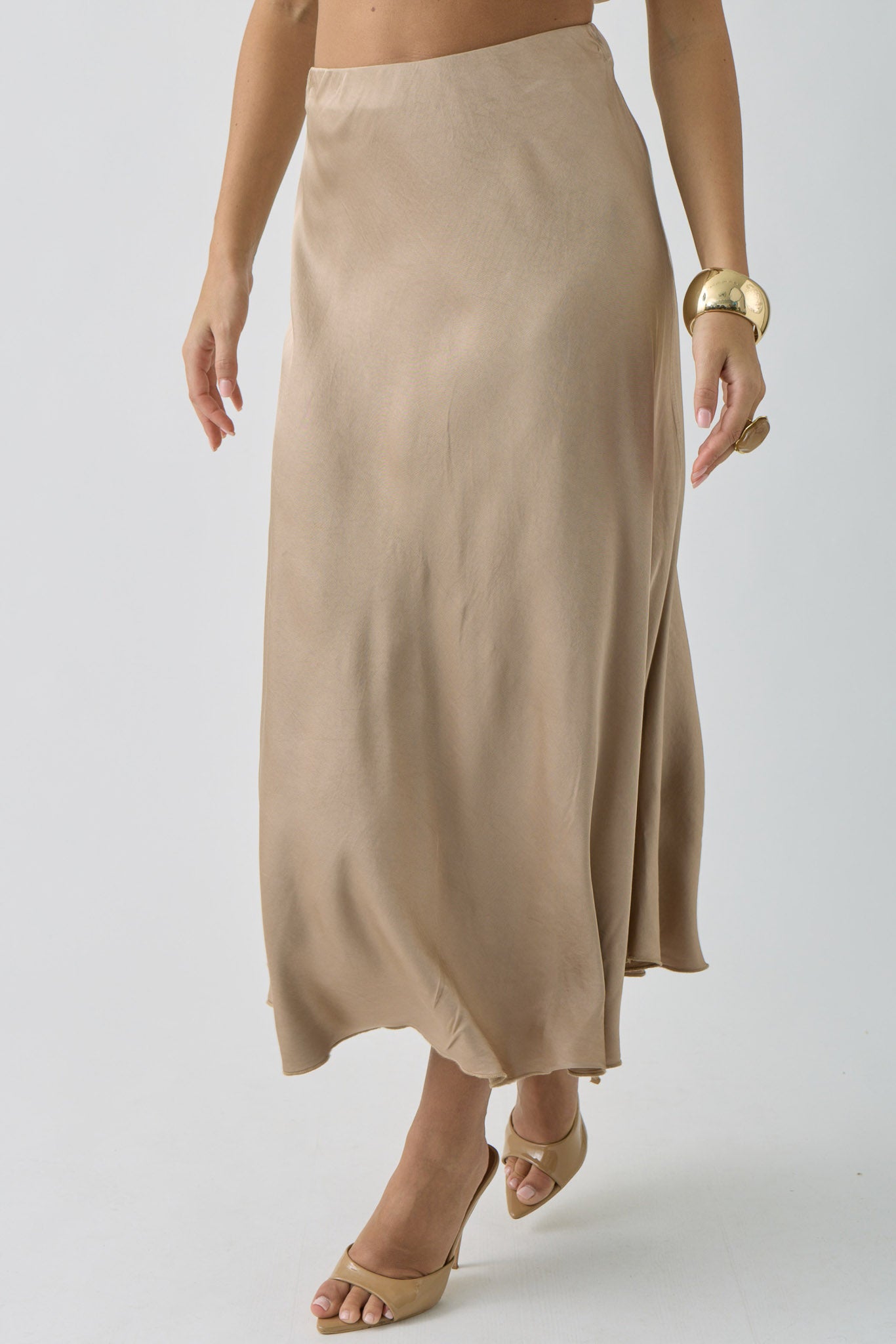 Gonna Effetto Satin cammello|Colore:Cammello