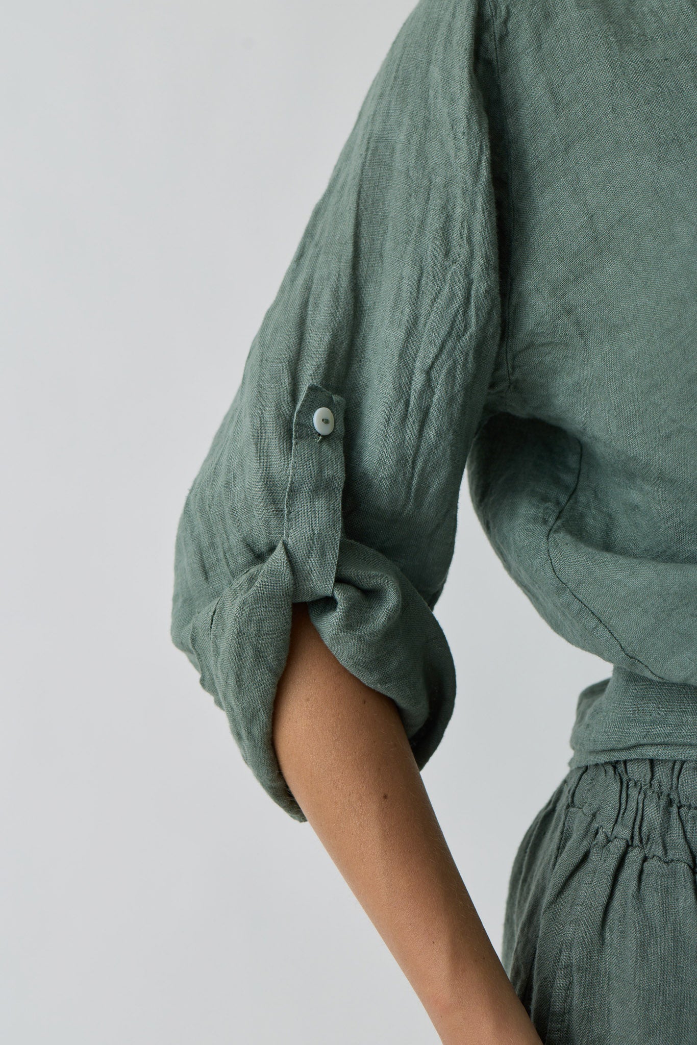 Camicia In Lino  verde militare|Colore:Verde militare