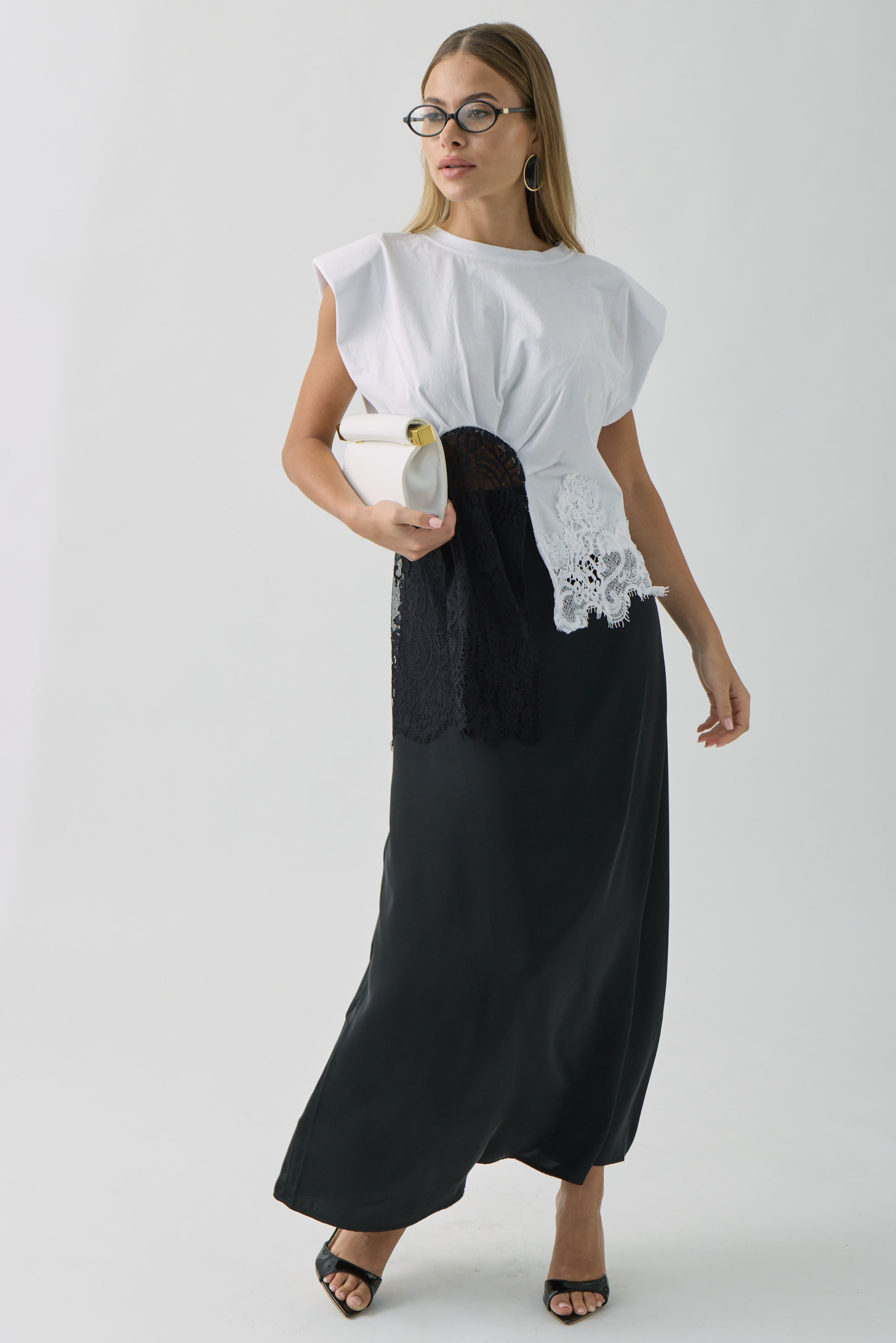 Gonna Satin nero|Colore:Nero