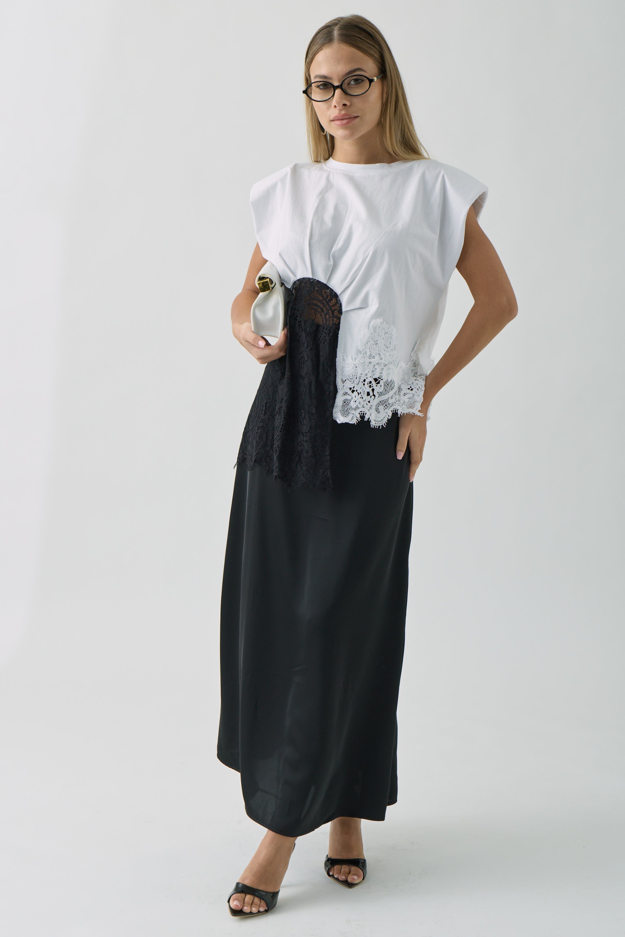 Gonna Satin nero|Colore:Nero