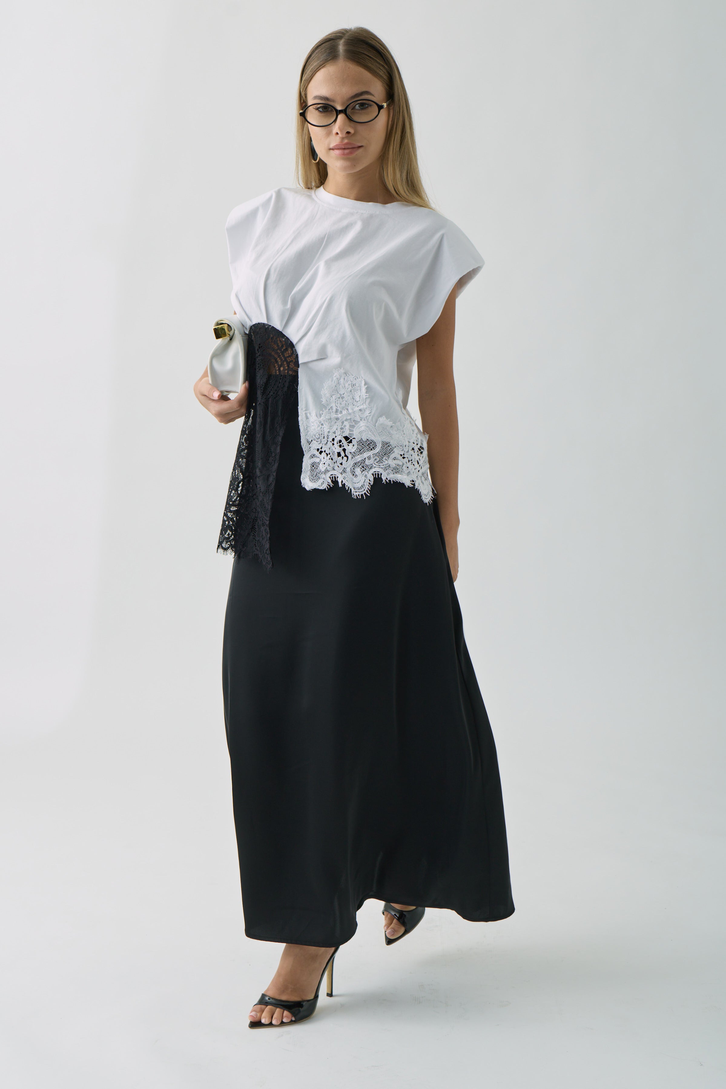 Gonna Satin nero|Colore:Nero