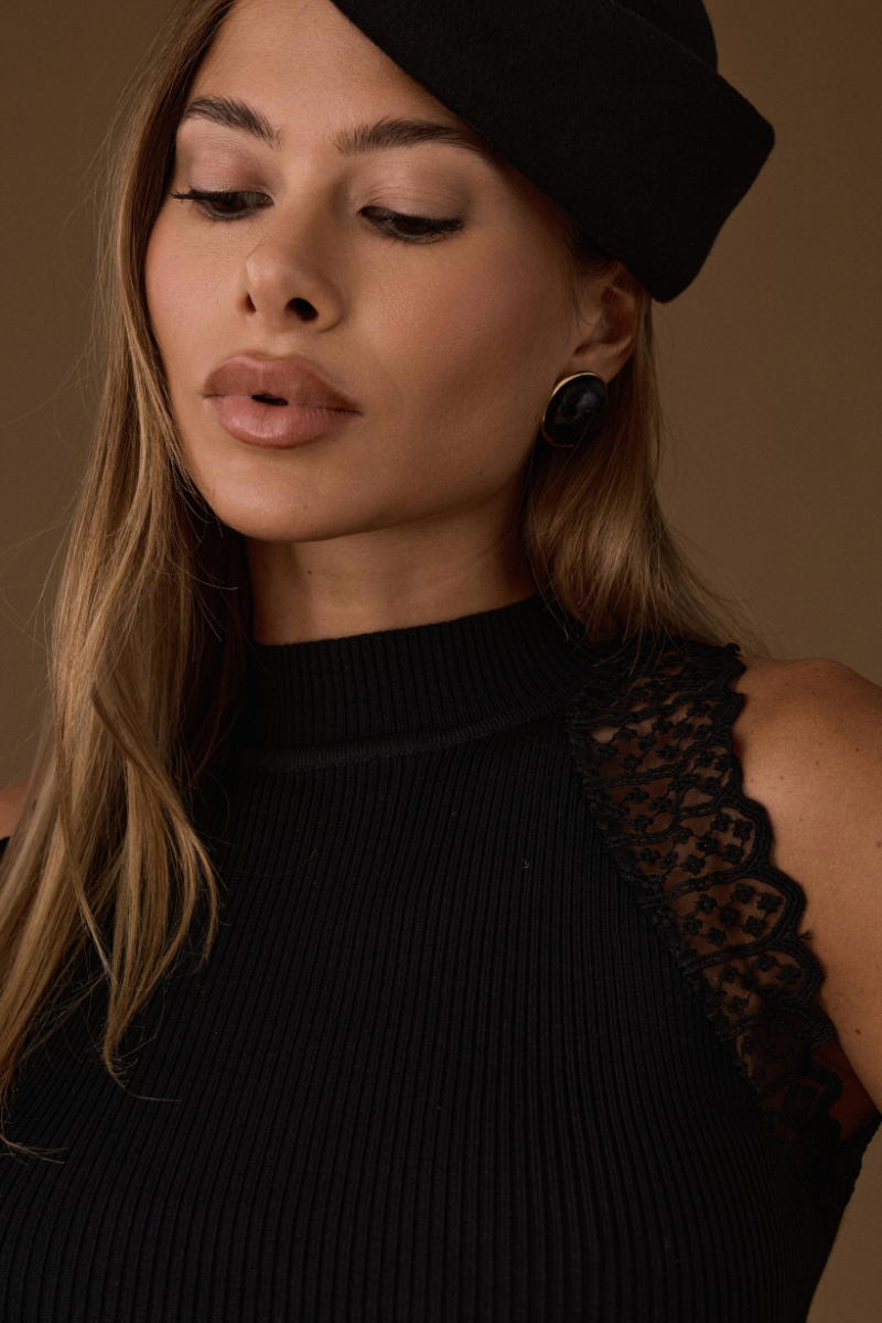 Top Con Pizzo Nero|Colore:Nero