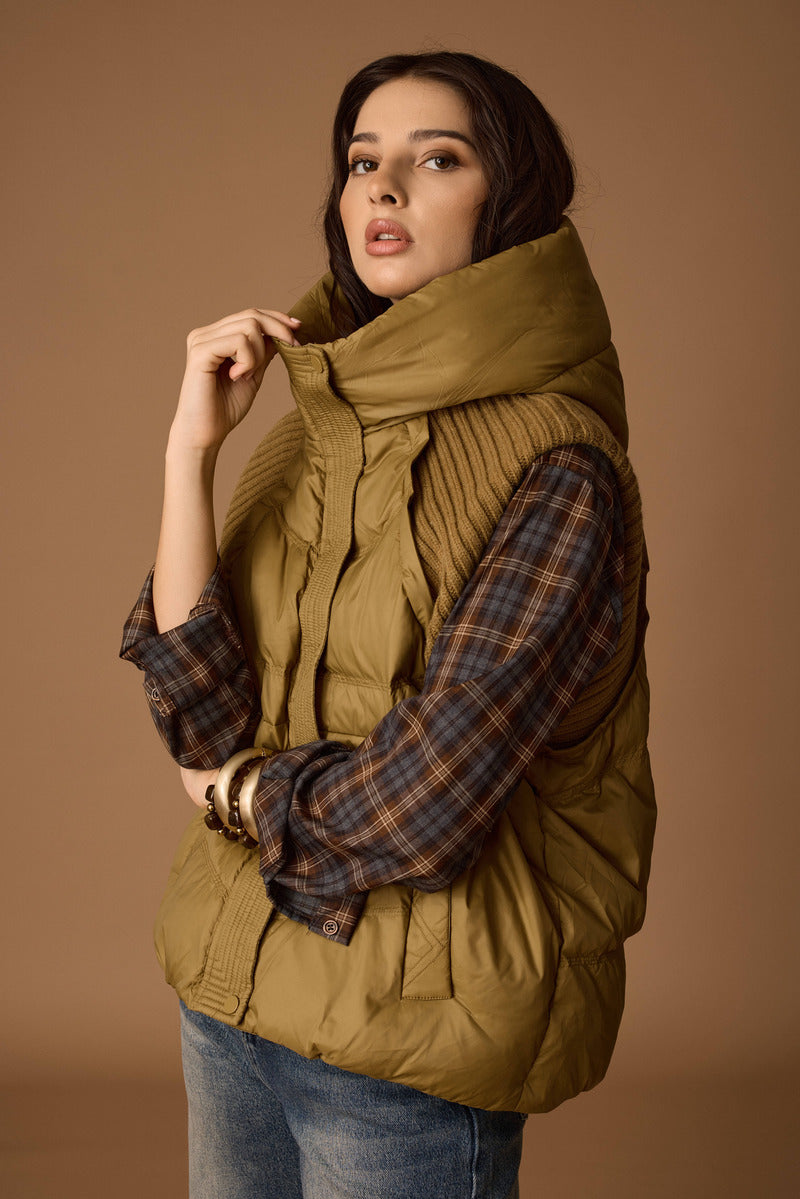 Piumino Smanicato Inserti In Maglia Ocra|Colore:Ocra