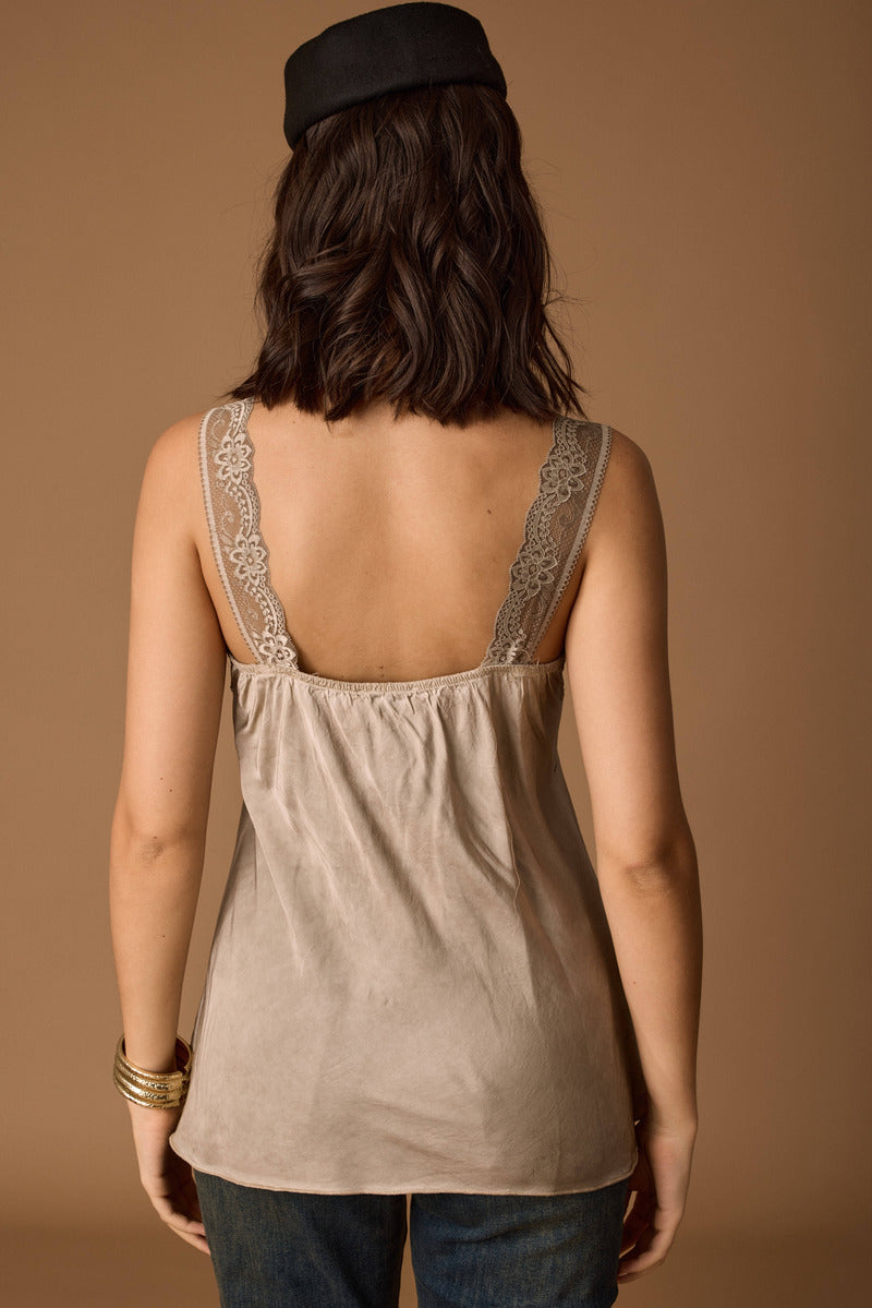 Top Seta E Pizzo beige|Colore:Beige