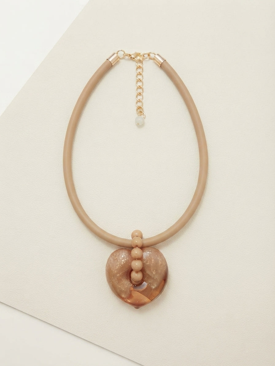Girocollo Cuore beige scuro|Colore:Beige scuro
