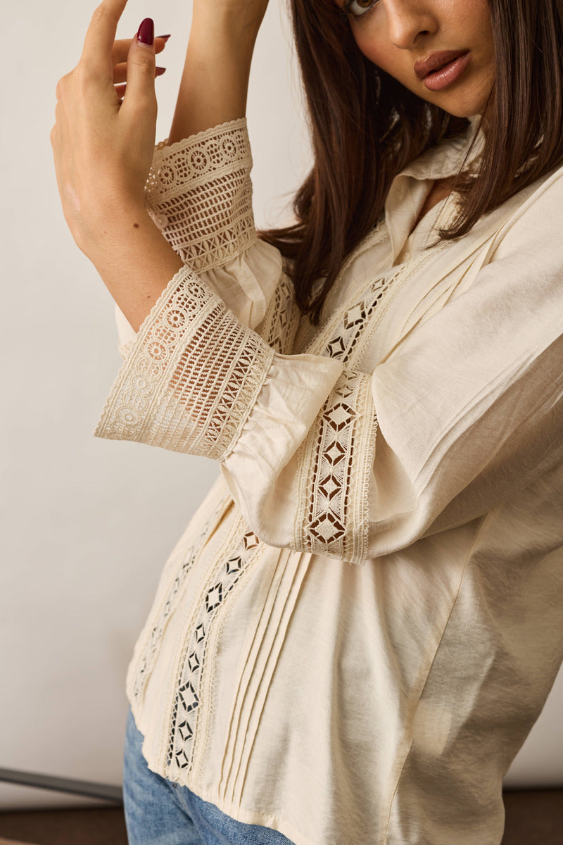 Camicia Ricamata beige chiaro|Colore:Beige chiaro
