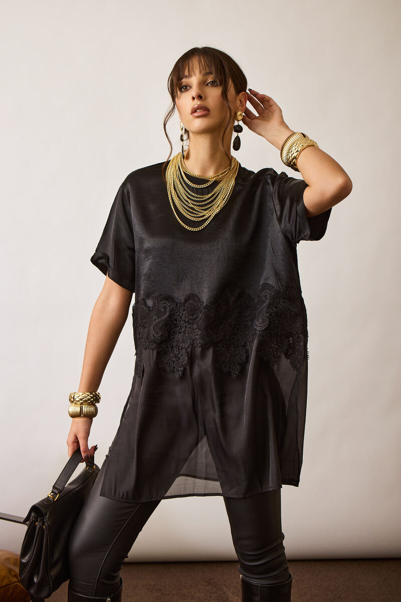 Maxi T-Shirt Satin E Pizzo nero|Colore:Nero