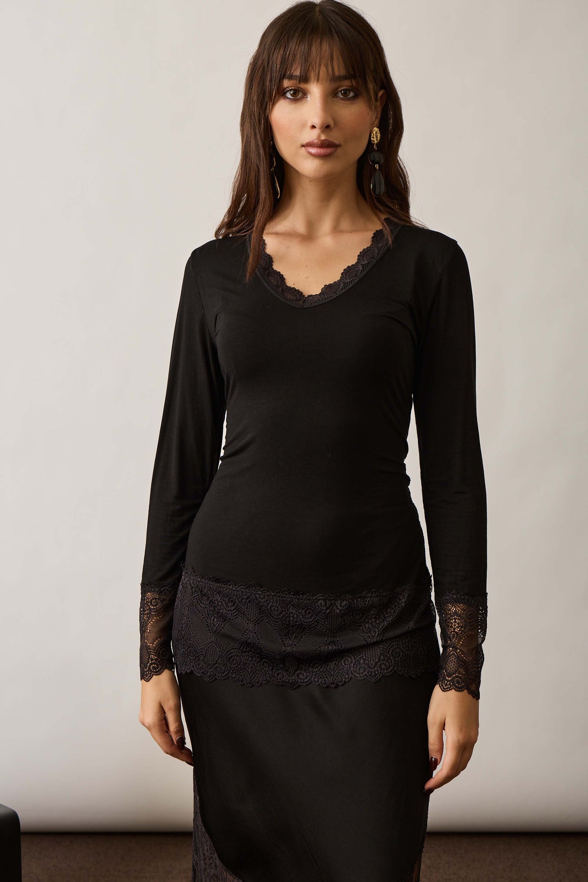 Maglia Manica Lunga Pizzo Viscosa Nero|Colore:Nero
