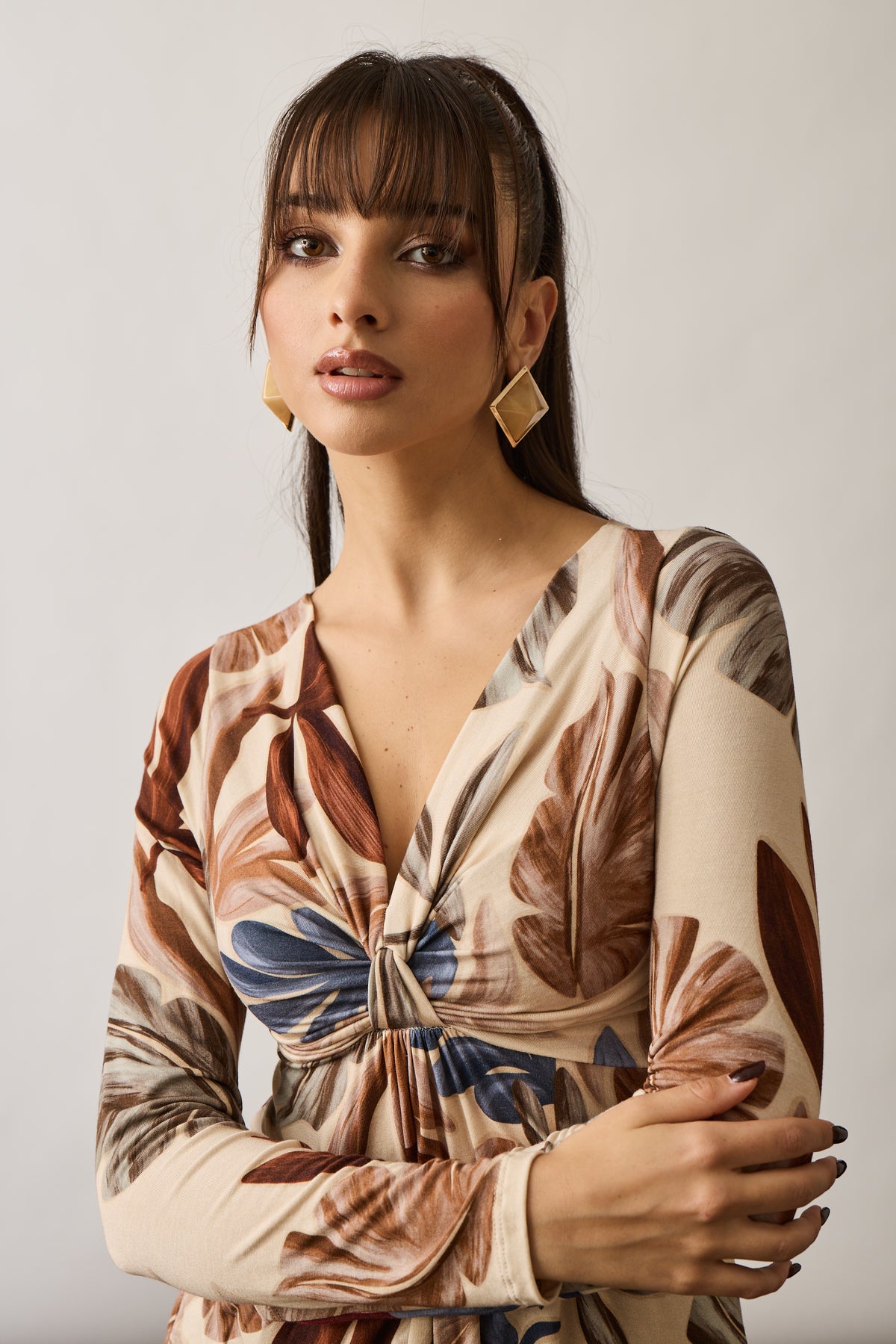 Maglia Nodo Fantasia Foglie Beige