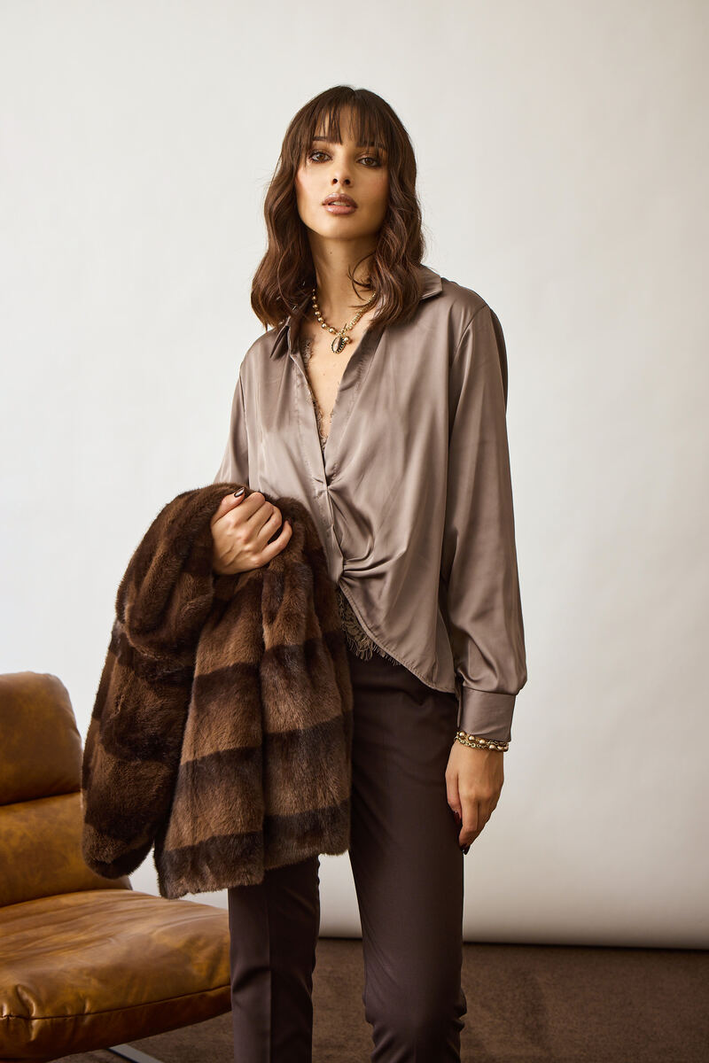 Blusa Con Pizzo Fango